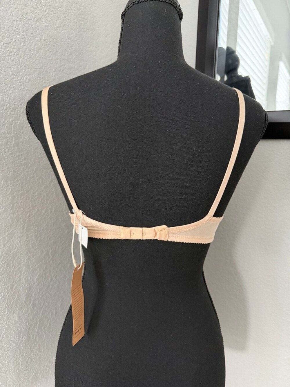 WINGSLOVE Nude Lace Underwire Demi Bra 32A NWT - Picture 5 of 10